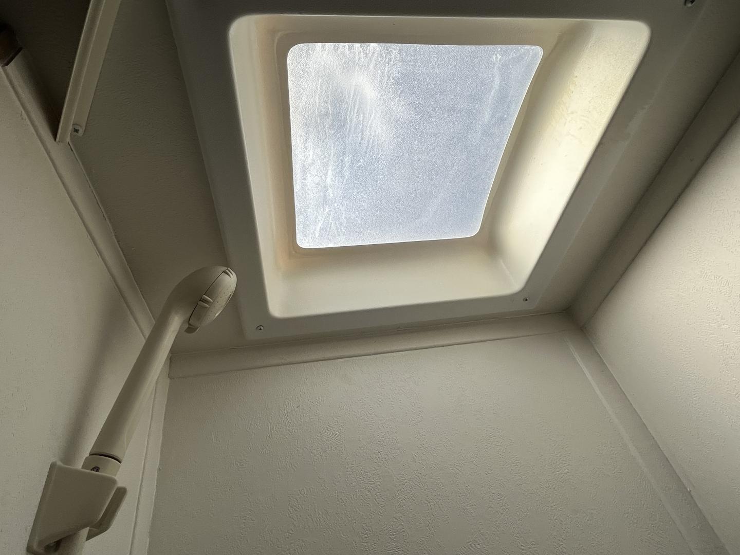 ./imagenes/INVOICE/2019/17447/CASA RODANTE STARCRAFT (35).JPG